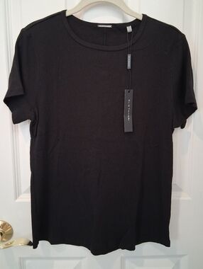Elie Tahari Black Short Sleeve Ribbed Crewneck Tee
